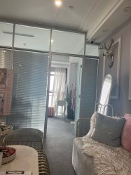 -YooMee优美智能科技美肤机构