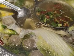 -乡土黄·鲜牛肉火锅·小龙虾(兴业街店)