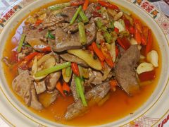 -耙吉吉川味小酒馆(本地人回头店)