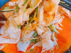 -鑫龙福麻辣烫(明洞站店)
