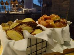 -阿纳迪酒店·秘境西餐厅