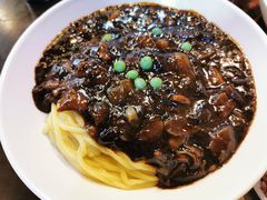 炸酱面-香港饭店0410(明洞店)