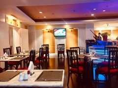 -深圳富苑皇冠假日套房酒店