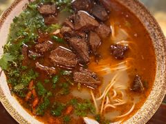 -金杨拉面王小吃面馆·牛三宝面·红烧牛肉粉