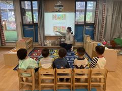 -英伦凯贝国际婴幼儿托育中心(雍湖湾店)