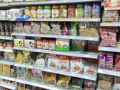 -新苗超市(科英布拉街店)