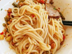 -牛八宝桂林米粉(八里庄店)