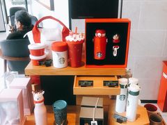 零售区-星巴克(新达汇三林店)