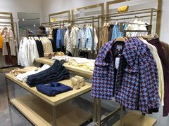 -URBAN REVIVO(济南世茂广场店)