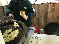 -肥叔锅贴(大钟楼店)