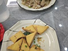 -银峰农庄·特色烧鸡·鲜无花果浸鸡
