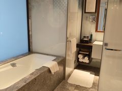-大连金石滩绿发温泉假日酒店