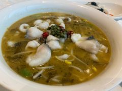 招牌川香酸菜鱼-柒园·三十年创意杭帮菜(龙湖滨江天街店)