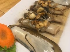 -拉威海鲜市场