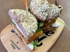 -Catch Bagel(芳草地店)