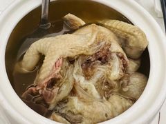 -郑猛记石岐鸽主题餐厅(长江店)