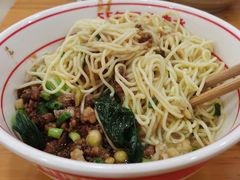 -叶伟胡辣壳面(两路口店)