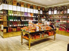 零售区-VENCHI 闻绮(北京国贸商城店)