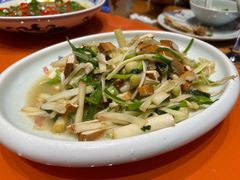 水芹菜炒豆腐-陈先进鱼馆·夜宵·地道农家菜(湖墅南路店)