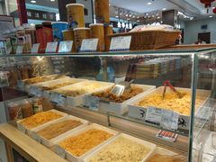 面包甜点陈列柜-上海市长春食品商店(淮海中路店)