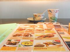 -大头虾越式风味餐厅(光明广场店)