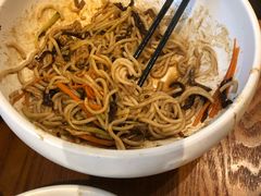 鸡丝凉米线-云海肴·汽锅鸡·云南菜(苏州中心店)