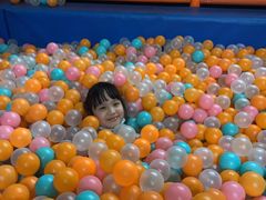 -爱蹦iBOON蹦床运动馆(江汉店)