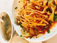 -李与白包子铺(桐梓林店)
