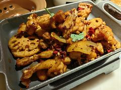 馋嘴香锅牛蛙-佬肥猫(国华广场店)