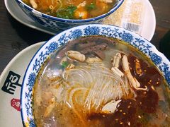 -叶新小吃店(来凤小区总店)