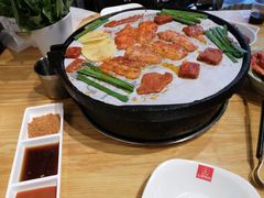 招牌湘村黑猪五花肉-么肆烤肉·中式自助·烤肉大排档(街道口季佳PAI店)