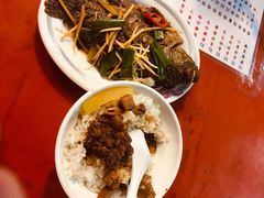 -六合夜市