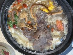 -九寨沟特色牦牛肉汤锅
