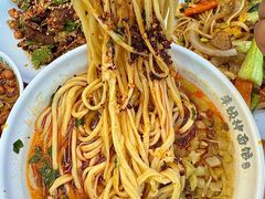 -萍姨抻面馆·鸡架冒菜(清湖店)