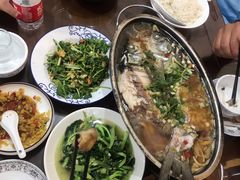 -临街徽菜馆·正宗黄山味