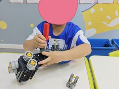 -百变天才机器人编程中心·信奥·VEX竞赛(领展购物中心店)