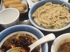 -百年川椒重庆老火锅(光谷店)