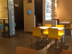 大堂-麦当劳(禄口机场T2航站楼)