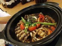 -刘姐啤酒鱼民族演艺餐厅(西街总店)