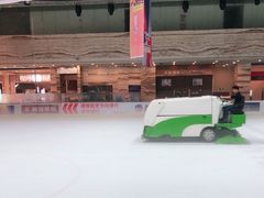 -冠军冰场(环球中心店)