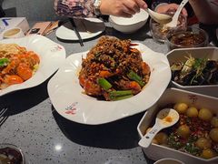 蒜香小龙虾-虾胡闹龙虾馆(湄南河店)
