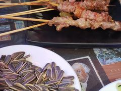 -沪上名羊天下•烤羊腿•东北烧烤•小龙虾(浦东直营总店)