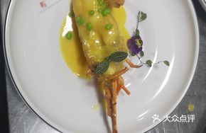 Cheese-Gratinated Green Lobster