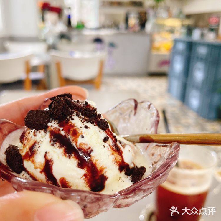华夫饼🧇冰淇淋🍦咖啡☕ | 朗地咖啡 