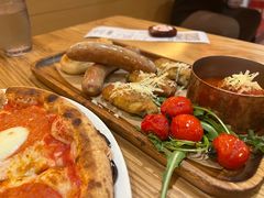 -城市大道红炉披萨烘焙坊