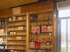 -绿叶子超市(公园大道店)