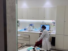 -雅悦齿科(顾村公园店)
