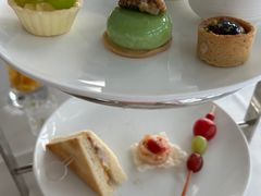 -广州塔卢特斯法国旋转餐厅