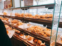 面包甜点陈列柜-新侨三宝乐面包店(崇文门店)