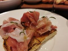 -wineapp葡萄酒餐吧(外滩金融中心店)